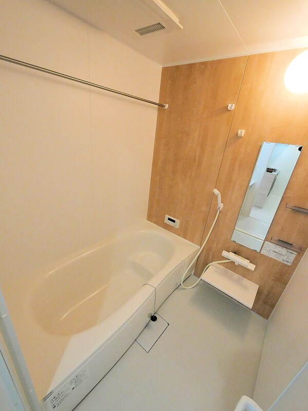 バス／シャワールーム等(バス／シャワールーム等)