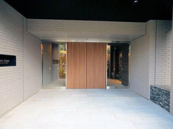 エントランス(エントランス)