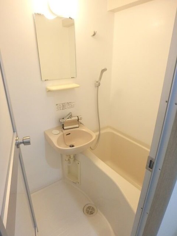 バス／シャワールーム等