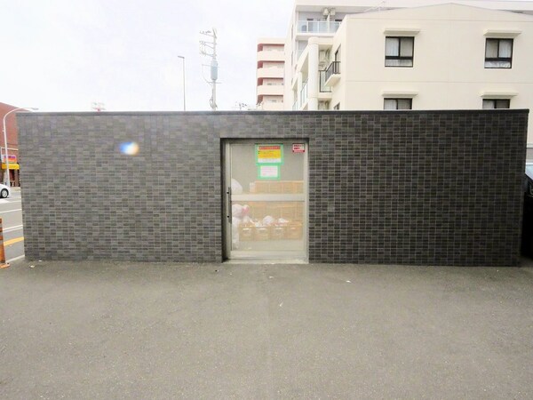 エントランス(エントランス)