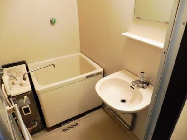 バス／シャワールーム等