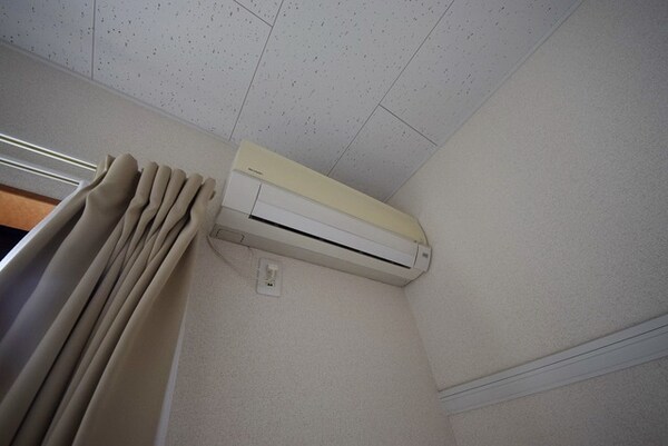 設備(エアコン)