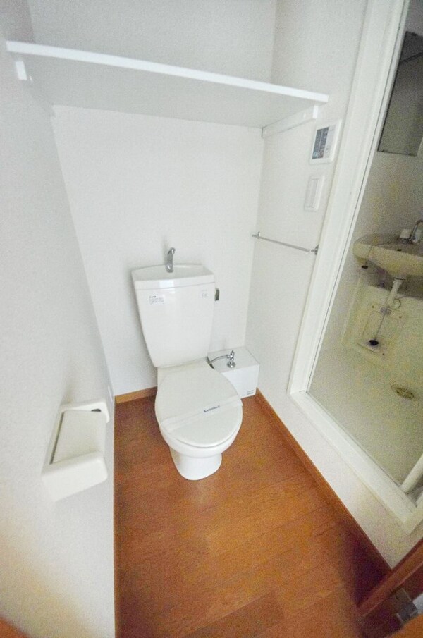 トイレ(トイレ)