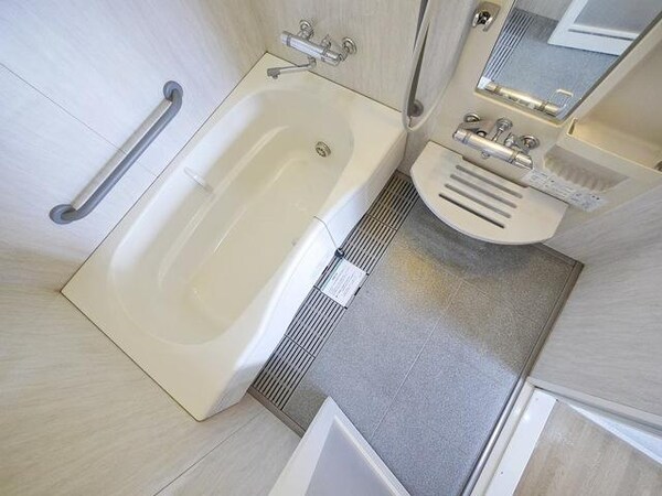 バス／シャワールーム等(※別部屋イメージ)