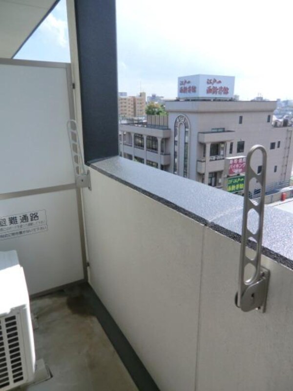 バルコニー(明るいバルコニー)