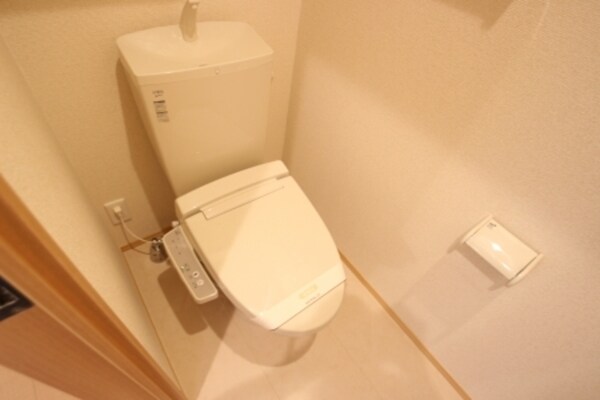 トイレ(トイレ)