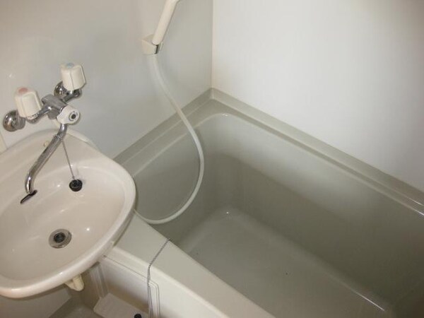 バス／シャワールーム等(給湯式ユニット)