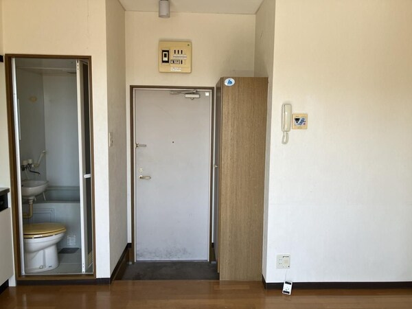 玄関(シューズボックス)