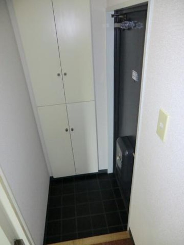 玄関(収納付き玄関)