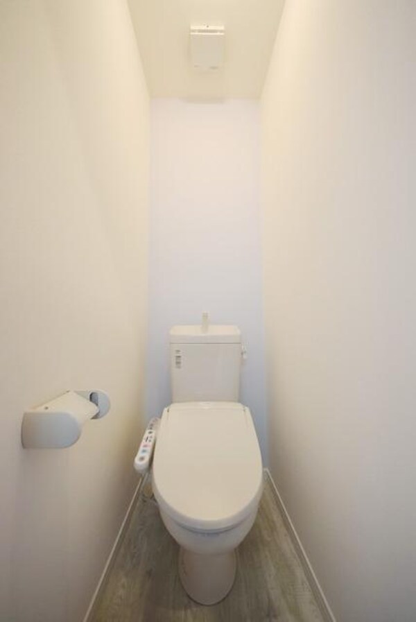 トイレ(温水洗浄便座)