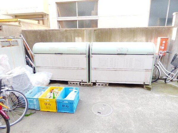 その他(ゴミ置き場)