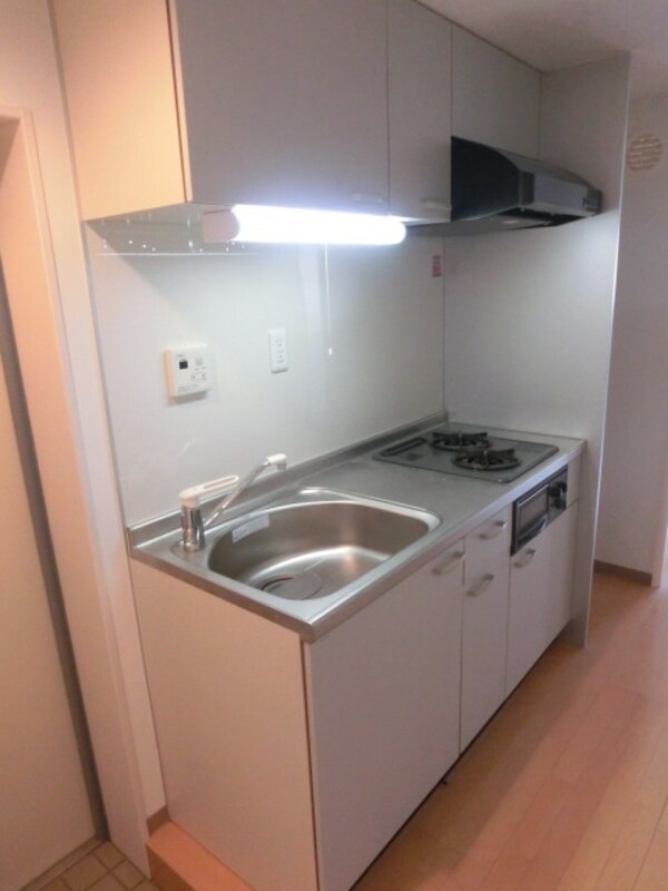 キッチン(２口システムガスキッチン　収納たっぷり)