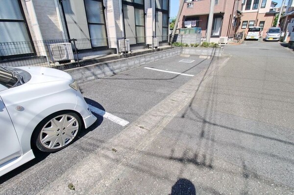 駐車場(駐車場)