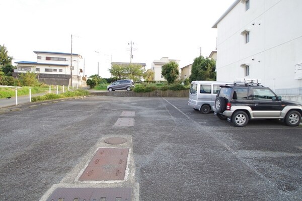 駐車場(★敷地内駐車場★)