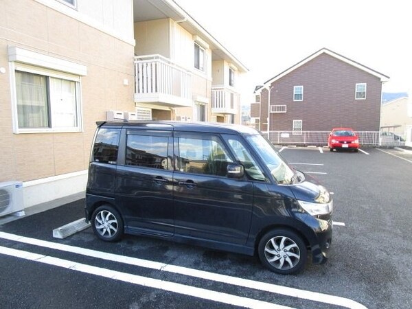 駐車場(★駐車場★)