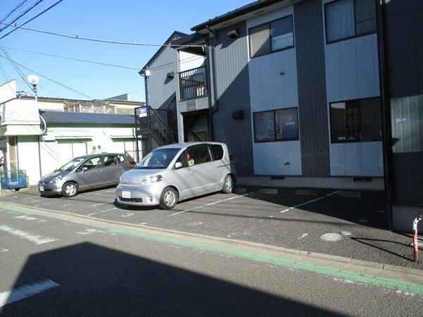 駐車場(★お得な礼金・敷金０！閑静な住宅地１★)