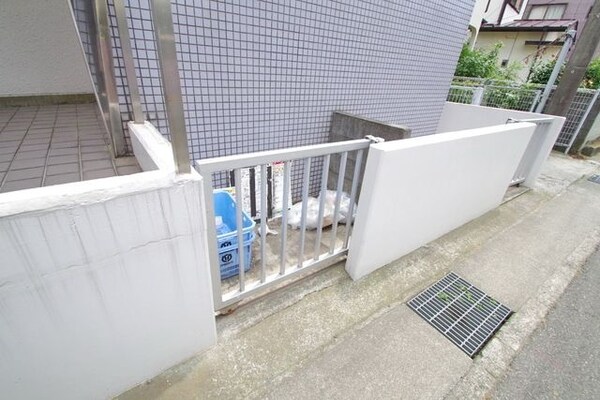 共有部分(★共用のゴミ置き場です★)