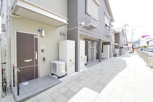 エントランス(★建て物の入口です★)