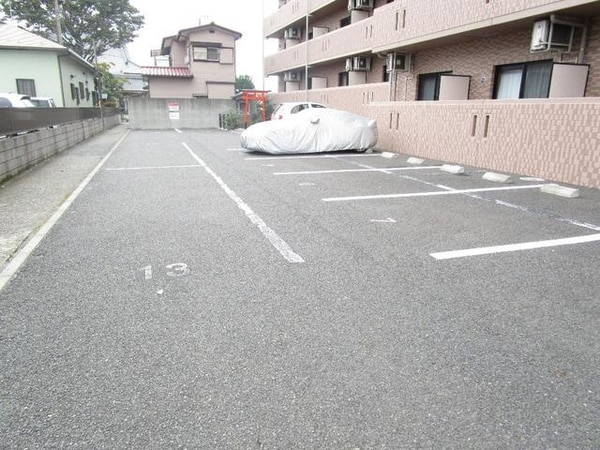 駐車場(★敷地内駐車場★)