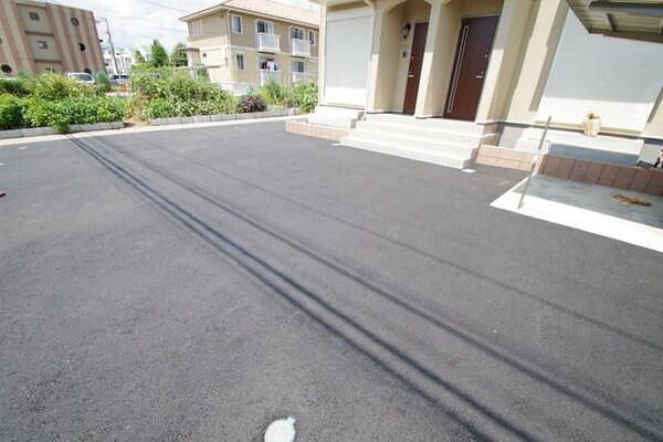 駐車場(★駐車場★)