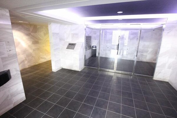 エントランス(部屋探しは株式会社　タウンハウジング　までお気軽にお問合せ…)