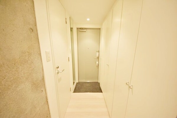 玄関(お部屋探しは株式会社　タウンハウジング　までお気軽にお問合…)