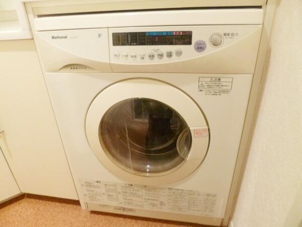 設備(★室内にドラム式洗濯機完備★)