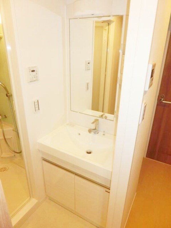 洗面(お部屋探しは株式会社　タウンハウジング　までお気軽にお問合…)