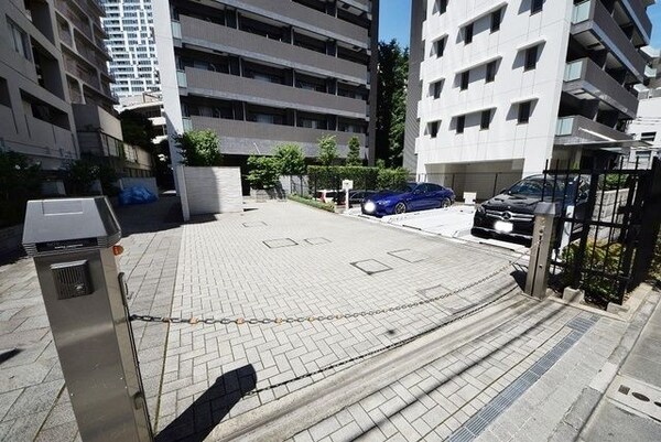 駐車場(駐車場)