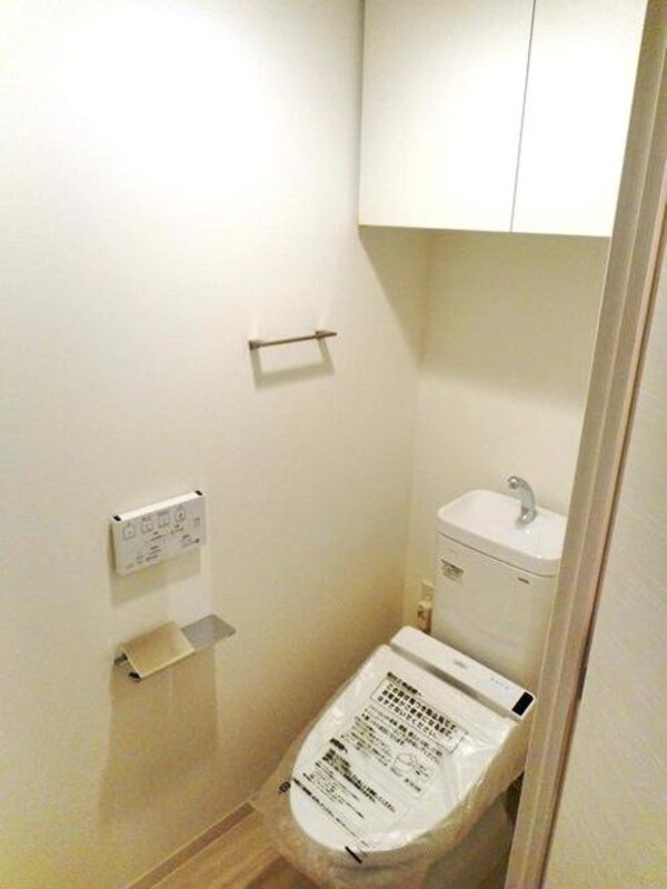 トイレ(お部屋探しは株式会社　タウンハウジング　までお気軽にお問合…)