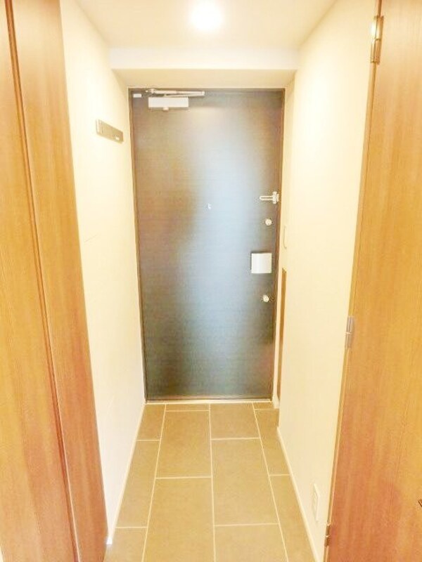 玄関(お部屋探しは株式会社　タウンハウジング　までお気軽にお問合…)