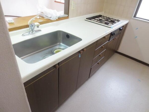 キッチン(お部屋探しは株式会社　タウンハウジング　までお気軽にお問合…)