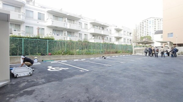 駐車場(平置き駐車場)