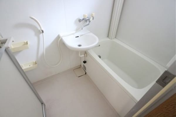 バス／シャワールーム等(お部屋探しは株式会社　タウンハウジング　までお気軽にお問合…)
