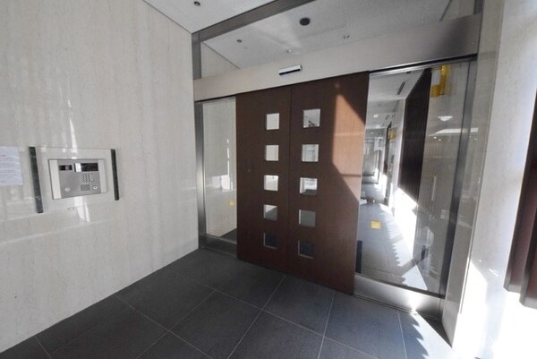 エントランス(お問合せは(株)タウンハウジング赤坂店へ【03-5563-…)