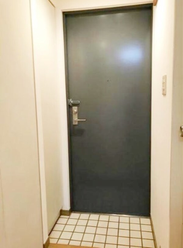 玄関(お部屋探しは株式会社　タウンハウジング　までお気軽にお問合…)