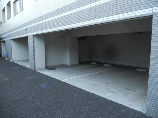 駐車場(部屋探しは株式会社　タウンハウジング　までお気軽にお問合せ…)