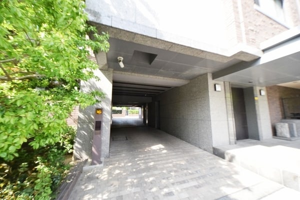 駐車場(アルティスコート南青山)