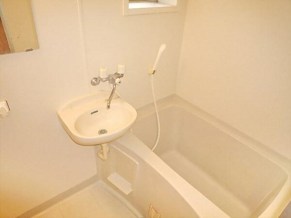 バス／シャワールーム等(お部屋探しは株式会社　タウンハウジング　までお気軽にお問合…)