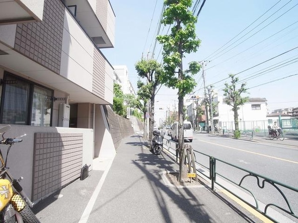 その他(★前の道の雰囲気★)