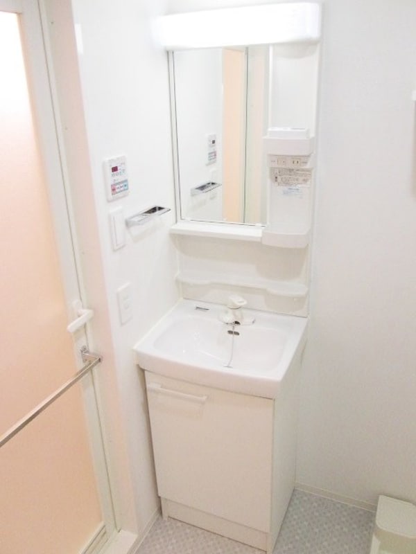 洗面(お部屋探しは株式会社　タウンハウジング　までお気軽にお問合…)