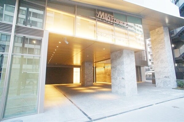 エントランス(部屋探しは株式会社　タウンハウジング　までお気軽にお問合せ…)