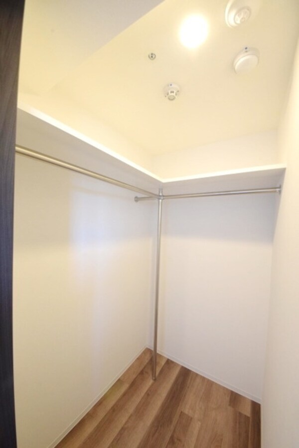 収納(★同間取り★別階別カラー部屋です★)