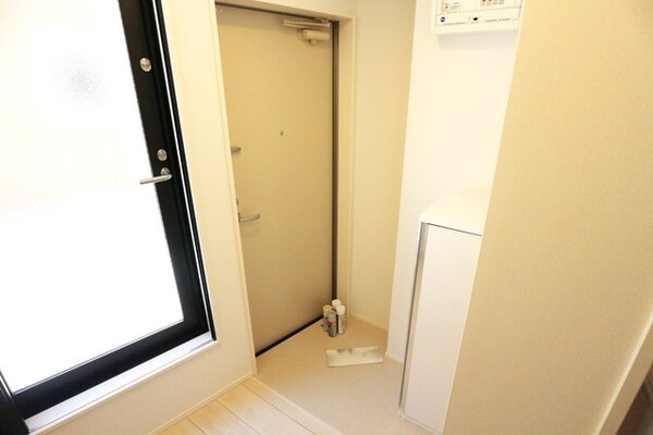 玄関(お部屋探しは株式会社　タウンハウジング　までお気軽にお問合…)