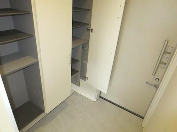 玄関(★シューズボックス★)
