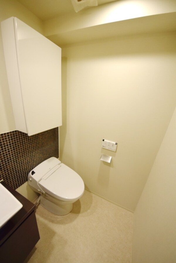 トイレ(お部屋探しは株式会社　タウンハウジング　までお気軽にお問合…)