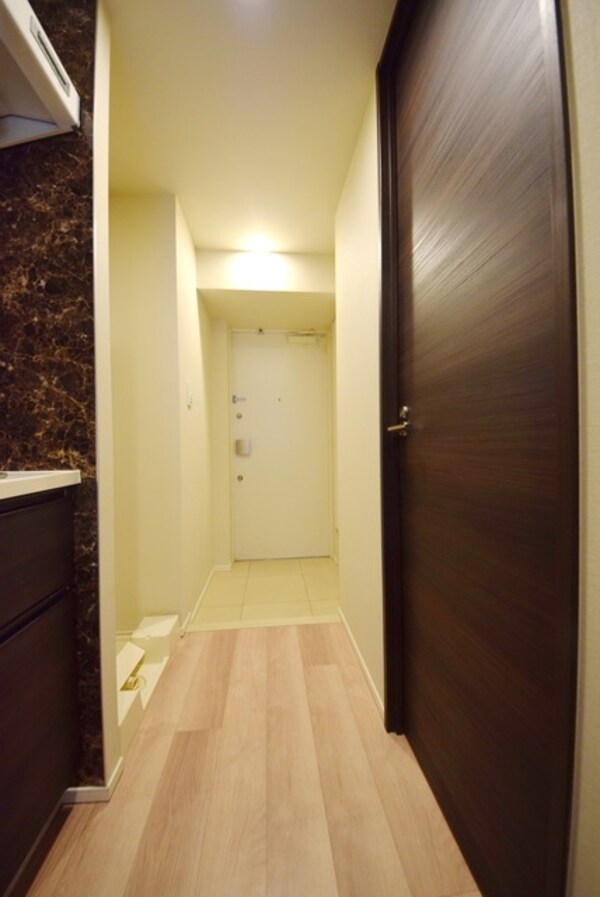 玄関(お部屋探しは株式会社　タウンハウジング　までお気軽にお問合…)