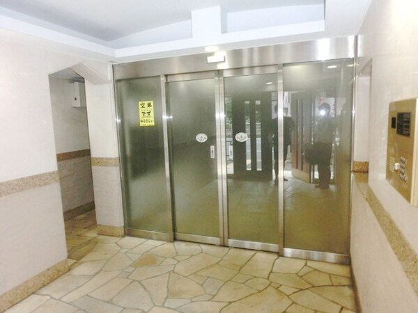 設備(★エントランス★)