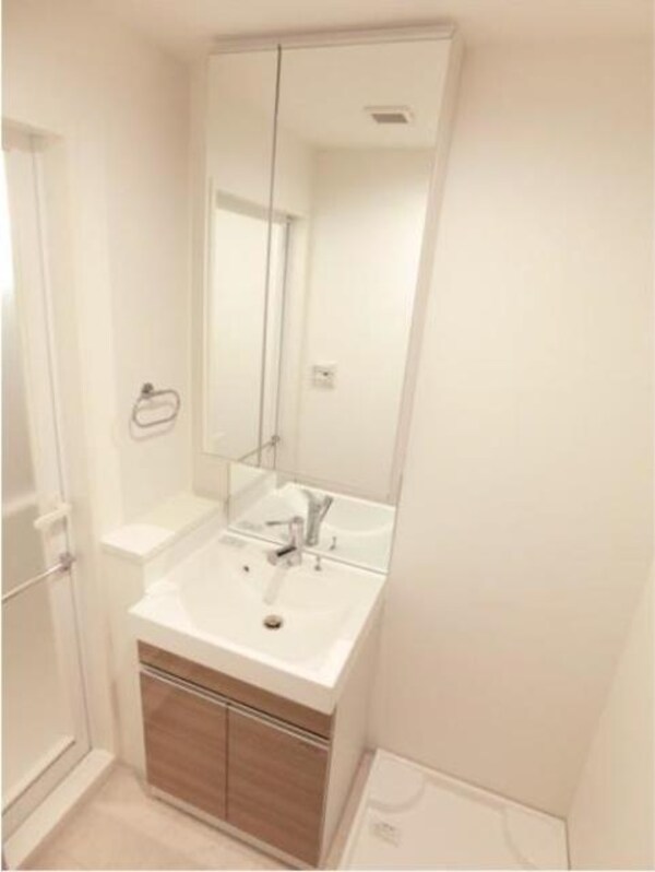 洗面(お部屋探しは株式会社　タウンハウジング　までお気軽にお問合…)