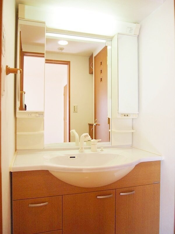 洗面(お部屋探しは株式会社　タウンハウジング　までお気軽にお問合…)